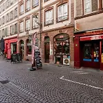 Charming Studio Historical Center Of Strasbourg