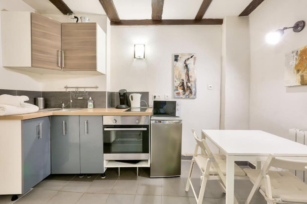 Charming Historical Center Of Appartement *